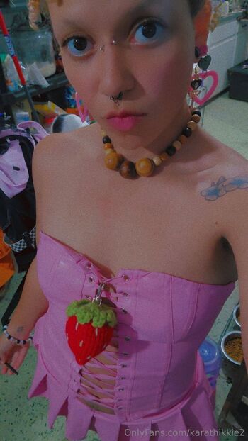 KittenBunn / karathikkie2 nude photo #3