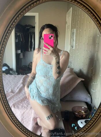 Kara / karathymefree nude photo #1