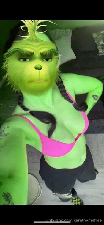 Kara / karathymefree nude photo #9