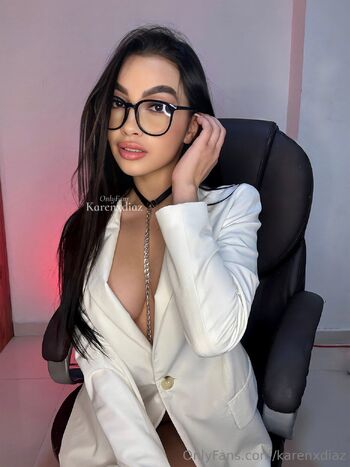 Karen Diaz / karenxdiaz nude photo #25