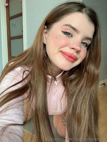 Karin / karinaskinlovers nude photo #7