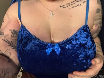 Karle / karlee_bby nude photo #36