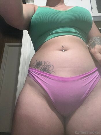 Karlee Smokes PP / karleesmokestease / karleesmokes / karleesmokes_ nude photo #22