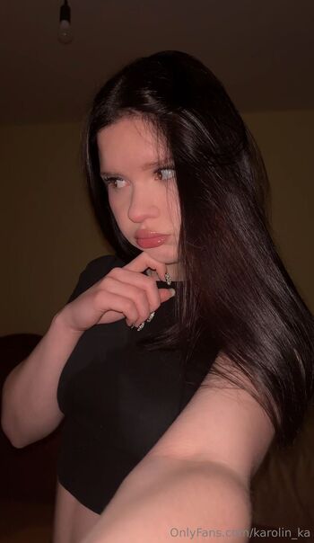 JUNGE KAROLINE / karolin_ka / hier.istkarolinka / karolinkahier nude photo #14