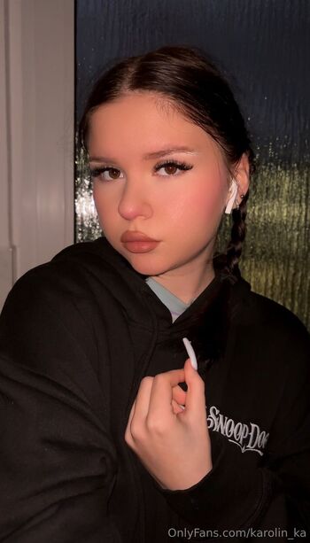 JUNGE KAROLINE / karolin_ka / hier.istkarolinka / karolinkahier nude photo #15