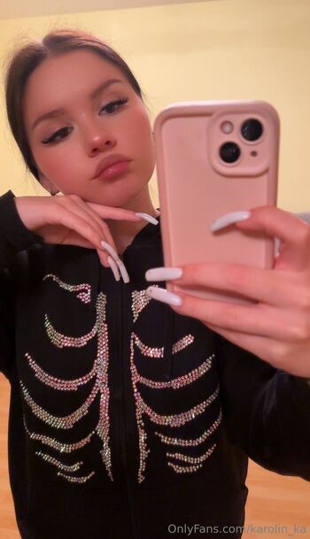 JUNGE KAROLINE / karolin_ka / hier.istkarolinka / karolinkahier nude photo #16