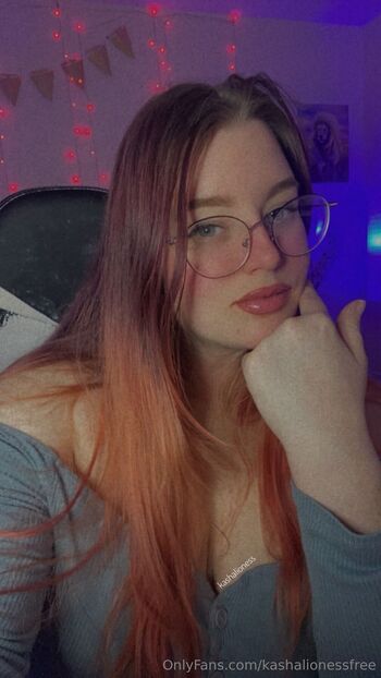 Kasha (FREE / kashalionessfree nude photo #9