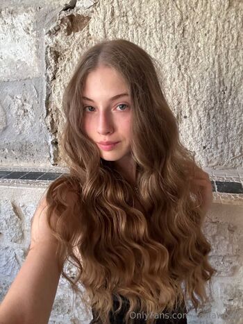 Cassie ur little princesse / kasiawood nude photo #32