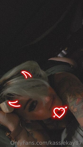 KassieKay8 / kassiekay87 nude photo #7