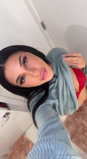 Kassie Le / kassieleexo nude photo #40