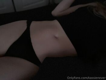 Kassie Neve / kassienever / socalledcharlie nude photo #11