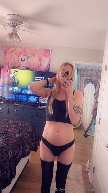 Kassie Neve / kassienever / socalledcharlie nude photo #14