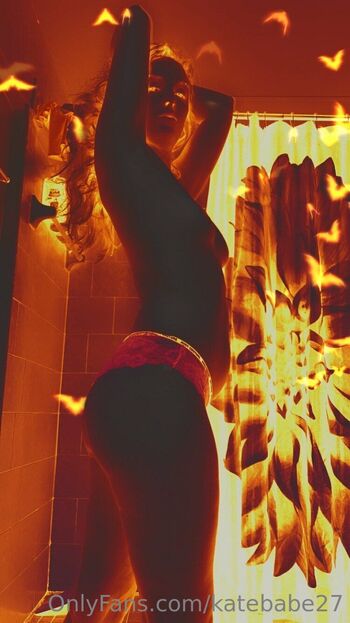 Katelyn Chandle / katebabe27 nude photo #7