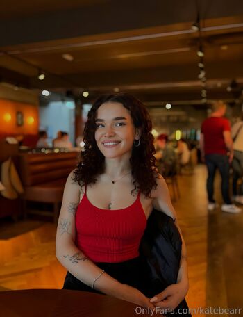 Kat / katebearr nude photo #6