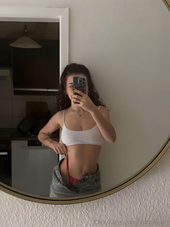 Kat / katebearr nude photo #20