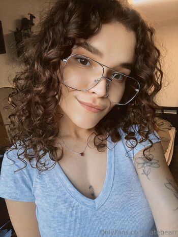 Kat / katebearr nude photo #29