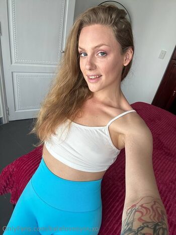 Kate / katelovesyouxo nude photo #19