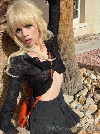 Kate Zoh / katezoha nude photo #13