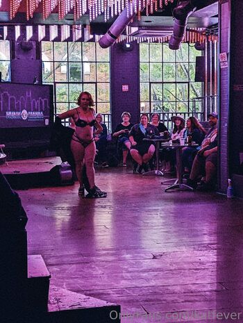 Kat Feve / katfever nude photo #14