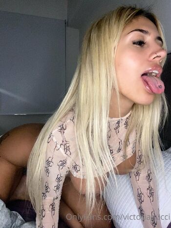 Katherine Santos / katherinesantos nude photo #11