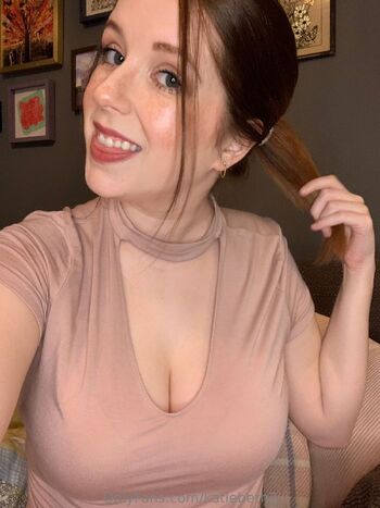 Katie Bethhh / katiebeth2 nude photo #9