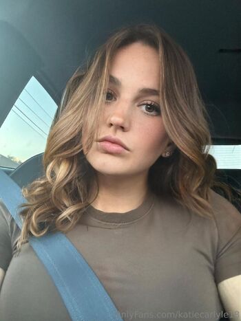 katie / katiecarlyle18 nude photo #78