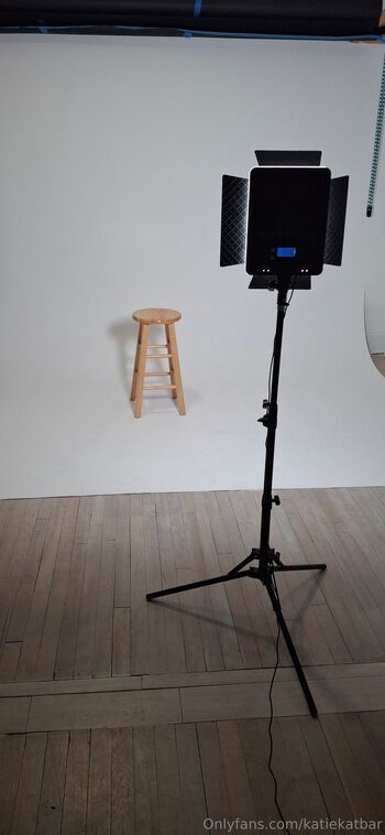 Katie Ka / katiekatbar nude photo #14