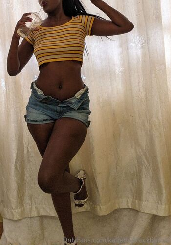 katietheblackbarbi / katietheblackbarbie nude photo #13