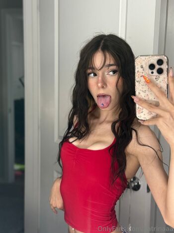 kat / katrinaaa nude photo #5