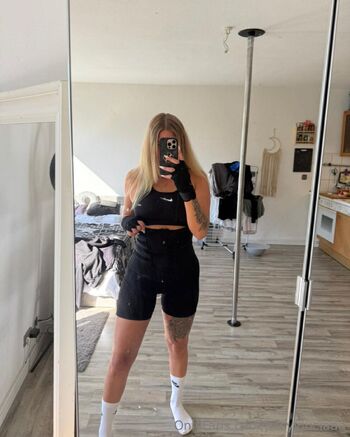 Katy Lou FREE / katy.lou nude photo #10