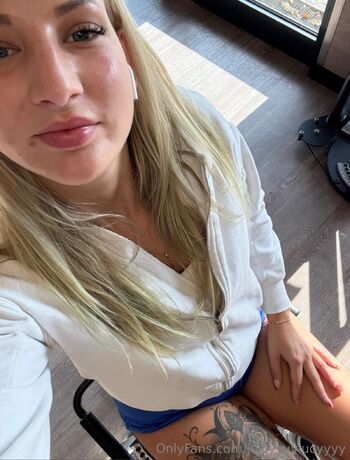 Katy Lou FREE / katy.lou nude photo #12