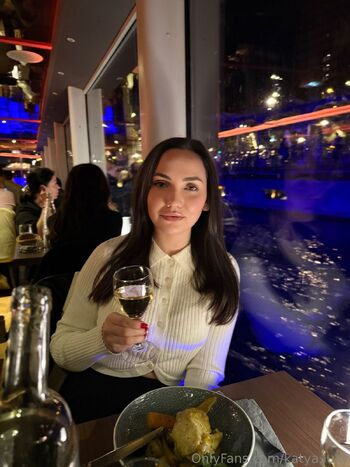 Kamila Woo / katya.luky nude photo #2