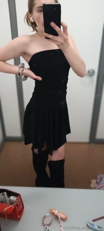 Kayde / kay.de nude photo #5