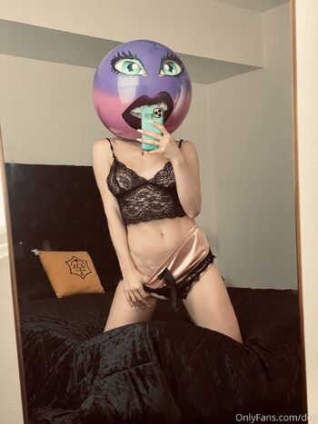 K / kaybeefree nude photo #10