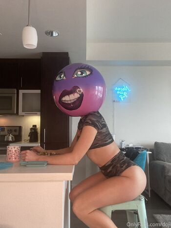 K / kaybeefree nude photo #12