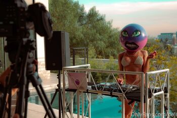 K / kaybeefree nude photo #28