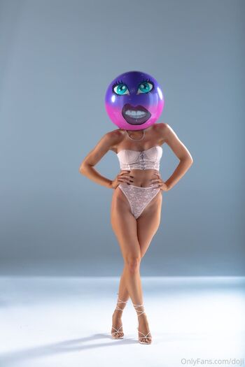 K / kaybeefree nude photo #31