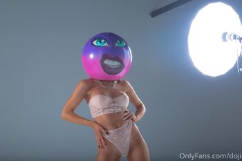 K / kaybeefree nude photo #32