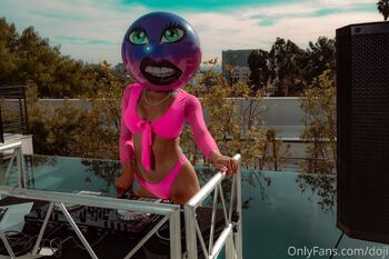 K / kaybeefree nude photo #33