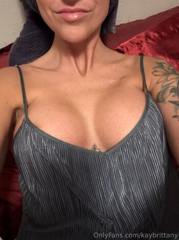 Kayl / kaybrittany nude photo #30