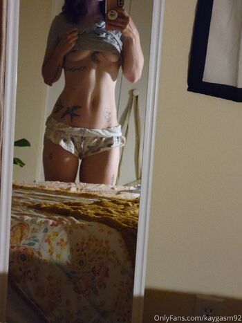 Kay Gas / kaygasm92 nude photo #8