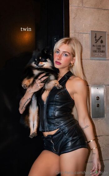 kay / kaygcarlson nude photo #16