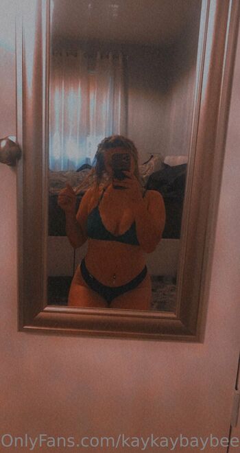 Kaylan / kaykaybaybee nude photo #5