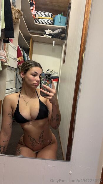 Kayla / kaylablakely nude photo #9