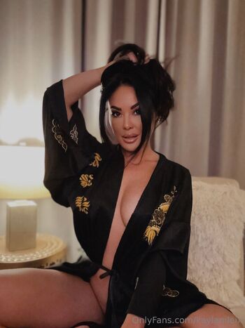 Kaylani Le / kaylanileix / kaylanilive_backup / kaylanilive nude photo #10