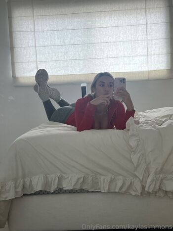 Kayl / kaylasimmons nude photo #8