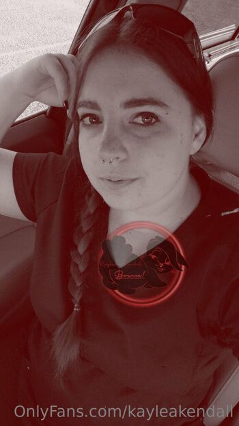 KayleaKendal / kayleakendall nude photo #18