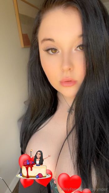 Kay / kayyrider nude photo #12