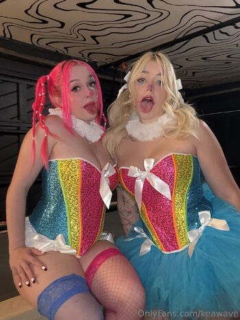 KE / keawave nude photo #31