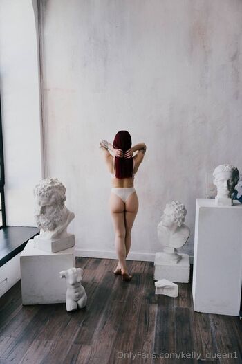 Kelly / kelly_queen1 / call_me.queen_kelly / kelly_me666 nude photo #6